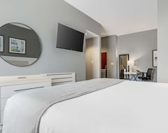 Best Western Plus Two Rivers Hotel & Suites (Demopolis, USA)