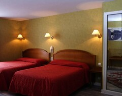 Grand Hotel Terminus Reine (Chaumont, France)