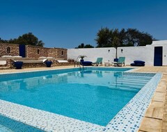 Casa/apartamento entero Luxurious 5 Bedroom 5 Bathroom Villa With Swimming Pool (Talmest, Marruecos)