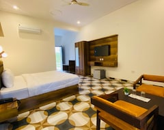 Hotelli New Corbett Hotel And Resort (Ramnagar, Intia)