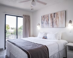 Hotel Get A Fresh View! Clean & Tidy Rooms Available! Your Vacation Is Waiting! Suite 125 (Scottsdale, USA)