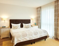Hotel info@ruegen-nautilus.de (Putbus, Germany)