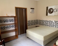 Hele huset/lejligheden Geminated Sobrado Nr. 2 With Three Suites (Ubatuba, Brasilien)