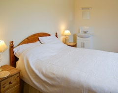 Cijela kuća/apartman 6 Bedroom Accommodation In Milborne Port, Near Sherborne (Templecombe, Ujedinjeno Kraljevstvo)