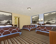 Hotel Super 8 Motel West Yarmouth Hyannis - Cape Cod Area (West Yarmouth, USA)
