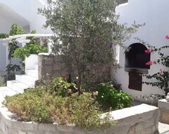 Khách sạn Thalassitra Village Hotel (Adamas, Hy Lạp)