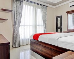 Hotel Oyo 90634 Wisma Anisa Syariah (South Tangerang, Indonesia)