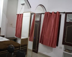 Pensión Sandhya Guest House Varanasi Near Ganga River (Varanasi, India)