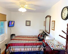 Pansiyon Micosta Leisure Inn (Hudson, ABD)