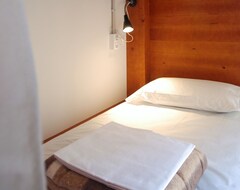 Khách sạn Ten To Go Hostel (Barcelona, Tây Ban Nha)
