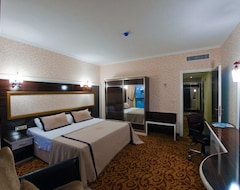 Hotel Elegance Resort Spa & Wellness-Aqua (Yalova, Tyrkiet)