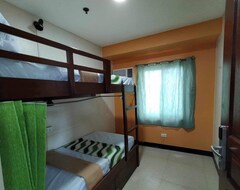 Hotel Reddoorz @ Recson Hostel Coron Palawan (Coron, Filipini)