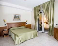 Khách sạn Grand Hotel Victoria (Bagnara Calabra, Ý)