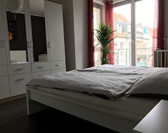 Tüm Ev/Apart Daire Stylish 2-room Apartment With Many Extras! (Markkleeberg, Almanya)