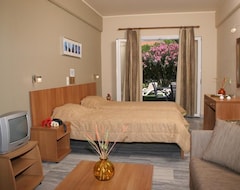 Venus Hotel & Suites (Kalamaki, Greece)