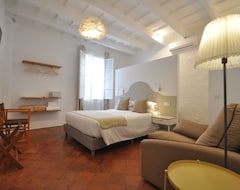 Hotelli Port Antic Ciutadella By My Rooms Hotels (Cala'n Bosc, Espanja)