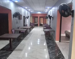 Hotel I-next Bar And Louge (Port Harcourt, Nigeria)