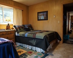 Entire House / Apartment A Smoky Mountain Retreat Near Cashiers, N.c. (Sapphire, USA)