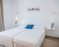 Hotel Hostal Xuroy (Sant Lluis, Spanien)