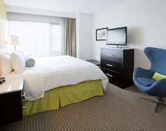 Khách sạn The Hollis Halifax - a DoubleTree Suites by Hilton Hotel (Halifax, Canada)