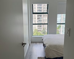 Hotel Heart Of Vancouver - Yaletown Condo (Vancouver, Canada)