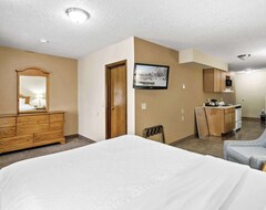 Khách sạn Clarion Hotel & Suites Fairbanks Near Ft Wainwright (Fairbanks, Hoa Kỳ)
