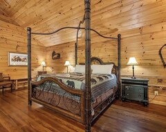 Casa/apartamento entero Cozy Studio Log Cabins With Hot Tubs And Wifi, Deer Cabin (Tellico Plains, EE. UU.)