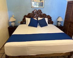 Vallarta Sun Suites & Hotel (Puerto Vallarta, Meksika)