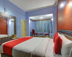 Khách sạn OYO 13231 Hotel Sapphire Garden View (Udhagamandalam, Ấn Độ)