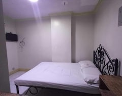 Hotelli Oyo 1066 Dorotello Apartelle (Pasig, Filippiinit)