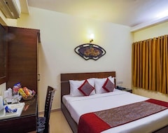 Hotel Dewdrop Le Seasons Beach Resort (Candolim, Indien)