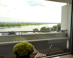 Căn hộ có phục vụ Rheinblick Apartments (Cologne, Đức)
