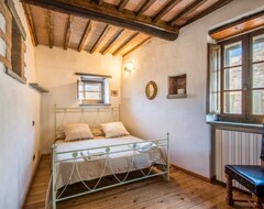 Tüm Ev/Apart Daire Apartment Casale Rosennano - Loggia With Shared Garden & Wi-fi (Tessennano, İtalya)