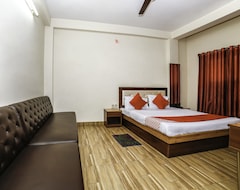 OYO 27825 Hotel Royal (Gwalior, Hindistan)