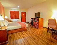 Khách sạn Hi Way Inn Express (Atoka, Hoa Kỳ)
