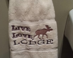 Bed & Breakfast Deer Mountain Lodge & Wilderness Resort (Lancaster, USA)