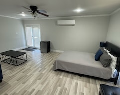 Casa/apartamento entero Lake House Speciality Relaxing & Private Suite (Rowlett, EE. UU.)
