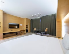 Hotel Business Design Luv (Incheon, South Korea)