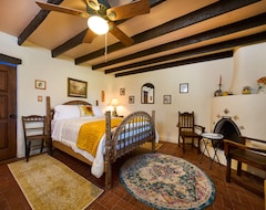 Motel Loba Luna Bed & Breakfast (Los Ranchos de Albuquerque, Sjedinjene Američke Države)