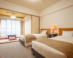 Hotel Wisterian Life Club Atami (Atami, Japan)