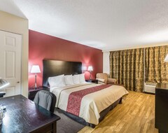 Otel Red Roof Inn St Petersburg - Clearwater/Airport (Clearwater, ABD)