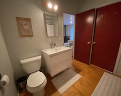 Toàn bộ căn nhà/căn hộ Cozy Cabin With 1 Bedroom And Wifi, Ac In Enjoyable White Salmon (White Salmon, Hoa Kỳ)