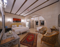 Hotel Karlik Cave Suite (Uçhisar, Turkey)