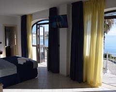 Khách sạn Hotel Profumo Di Mare (Otranto, Ý)