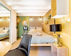 Hotel Charming Apartment, Brotteaux District / Part Dieu (Lyon, Frankrig)