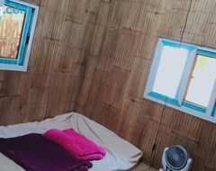 Kamp Alanı Secluded Glamping Yoga Samadhi Resort (Luna, Filipinler)