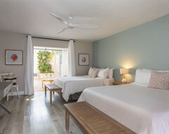 Hotel Peace And Plenty Resort (George Town, Bahami)