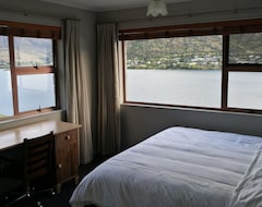 Hotelli Aquarius De Lavender Lake View B&B (Queenstown, Uusi-Seelanti)