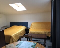 Cijela kuća/apartman Petite Maison Avec Jardin Privé Clôturé Chiens Bienvenue (Saint-Paul, Francuska)