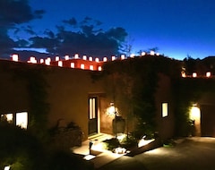 Hele huset/lejligheden Incredible! Location, Luxury, Art, & Views! (Santa Fe, USA)